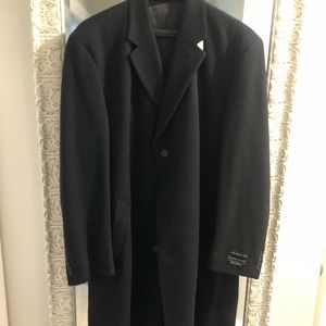 Beautiful black wool coat, side 46L